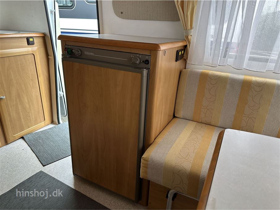 Hymer Touring 320