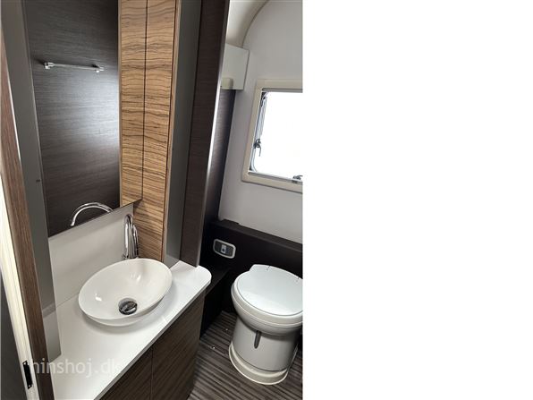 Adria Astella Glam 663 HT