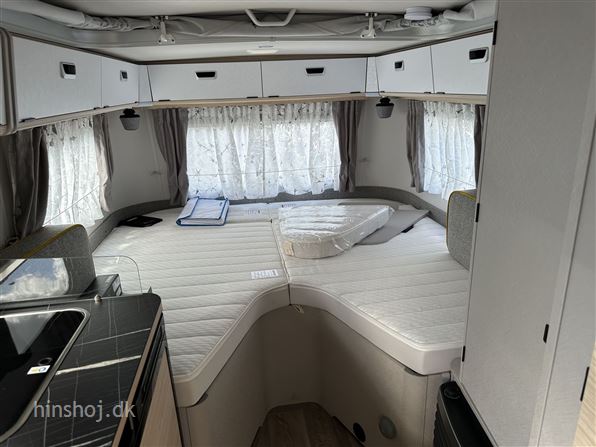 Eriba Touring 542 Urban