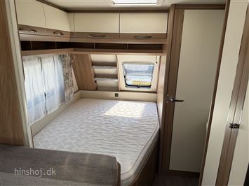 Hobby De Luxe 400 SFE