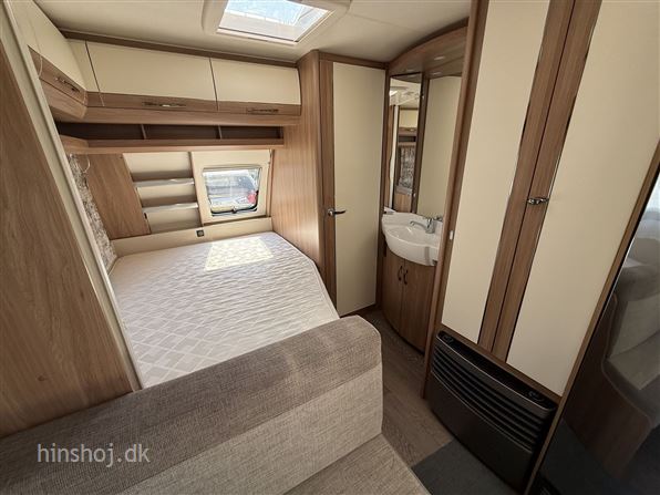Hobby De Luxe 400 SFE