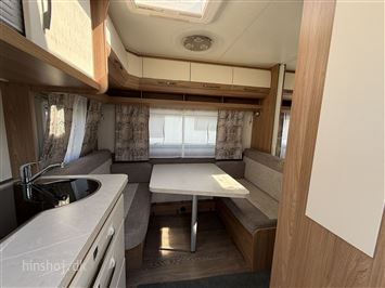 Hobby De Luxe 400 SFE