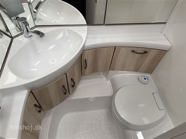 Hobby De Luxe 495 UL
