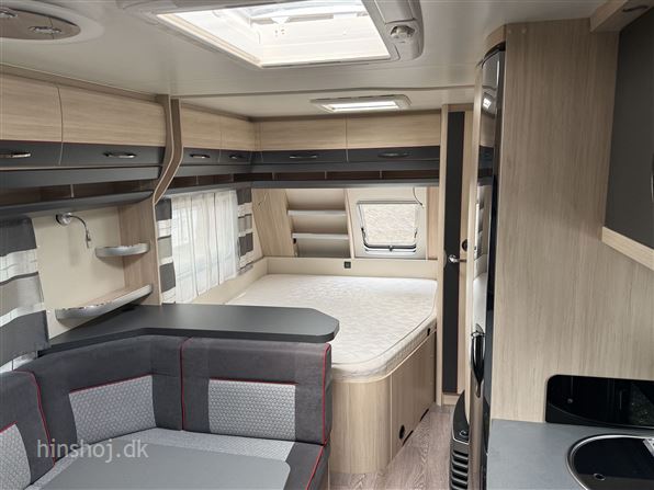 Hobby De Luxe Edition 560 KMFe