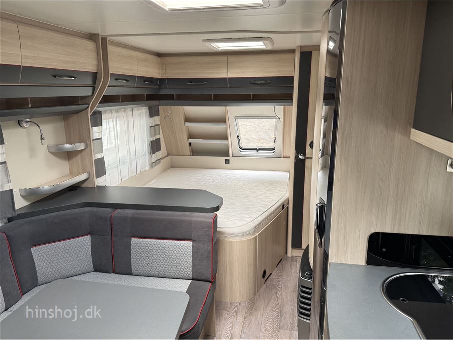Hobby De Luxe Edition 560 KMFe