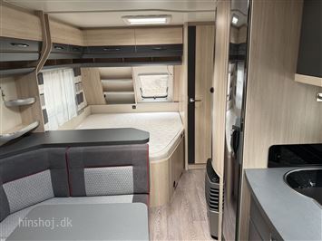 Hobby De Luxe Edition 560 KMFe