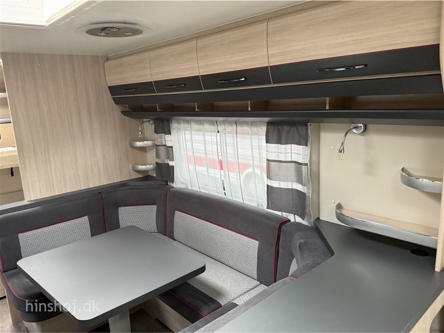Hobby De Luxe Edition 560 KMFe