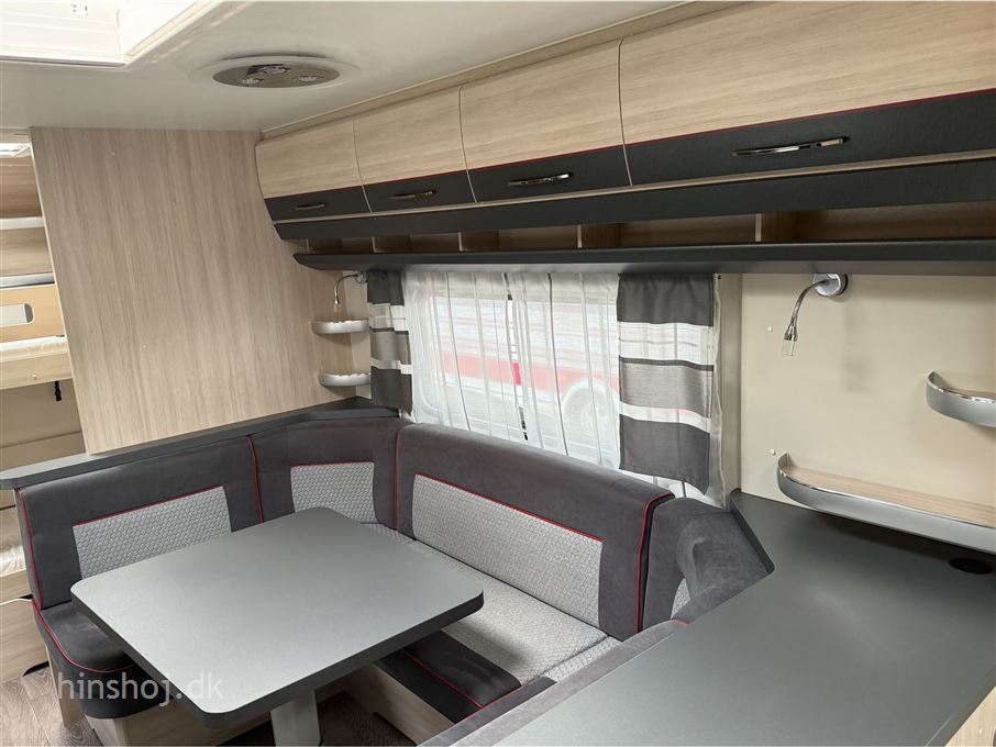 Hobby De Luxe Edition 560 KMFe