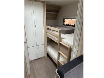 Hobby De Luxe 545 KMF
