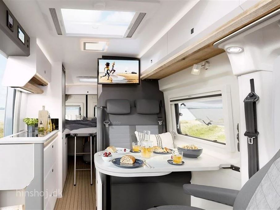 Hobby Prestige VAN 640 ET First Edition