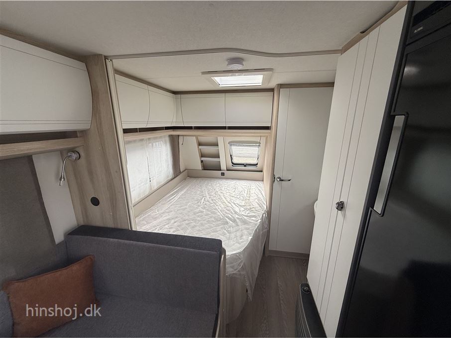 Hobby De Luxe 400 SFE