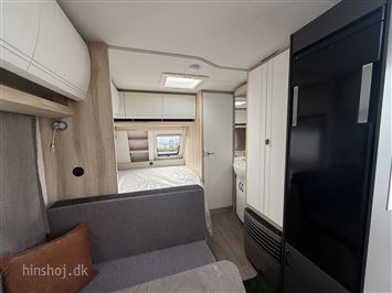 Hobby De Luxe 400 SFE