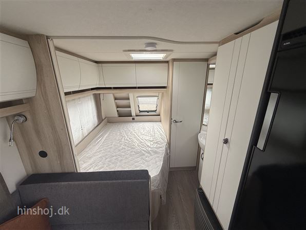 Hobby De Luxe 400 SFE