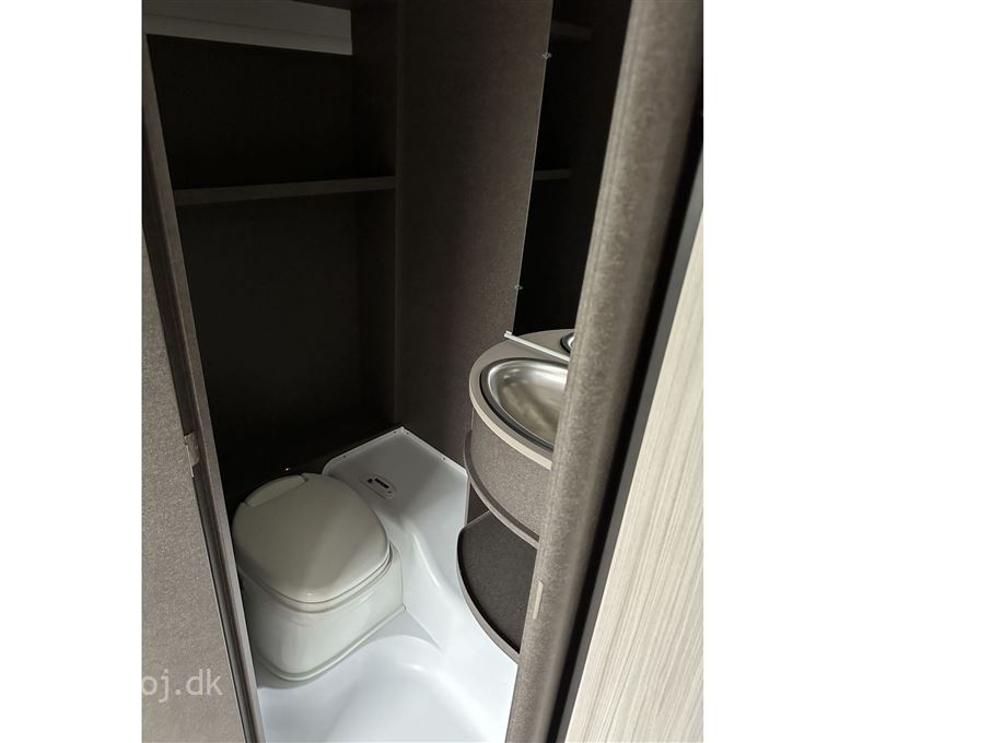 Dethleffs C joy 420 QSH