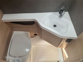 Knaus Südwind 460 EU