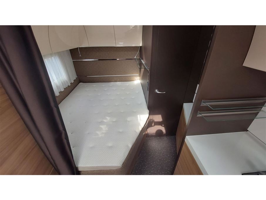Adria Alpina 573 UP