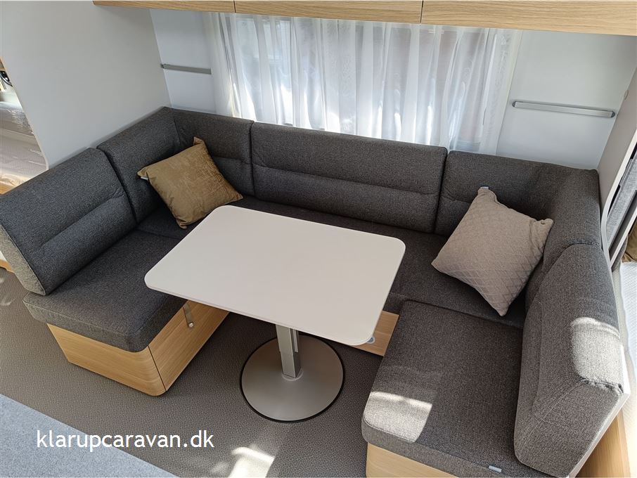 Adria Adora 573 PT