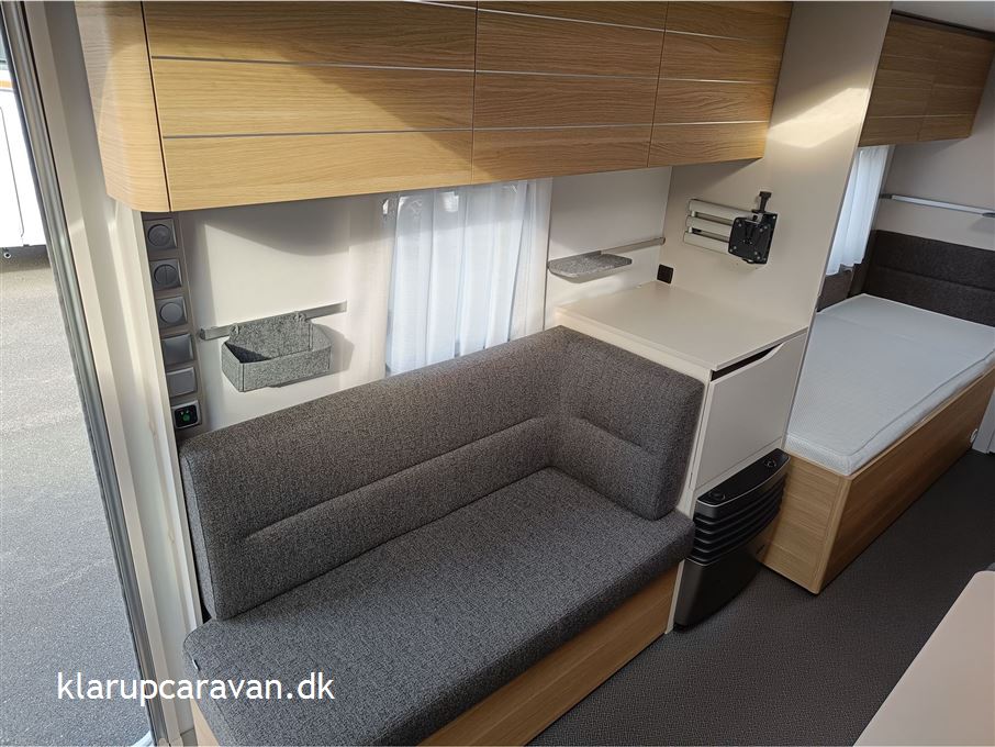 Adria Adora 613 HT