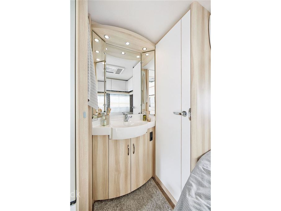 Hobby De Luxe 460 UFe