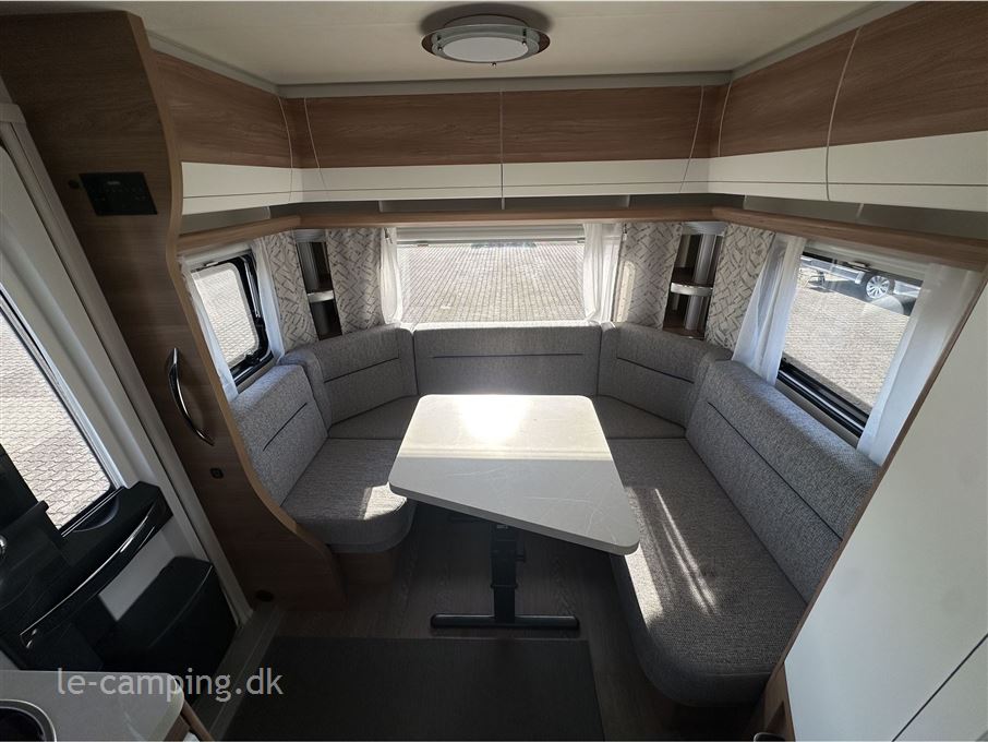 Hobby De Luxe 495 UL