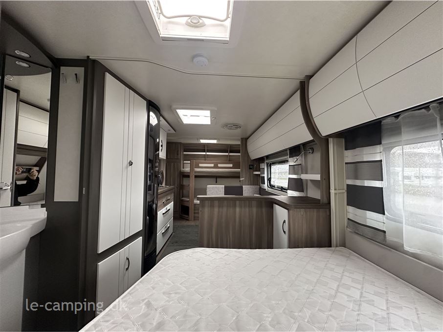 Hobby Excellent Edition 560 KMFe