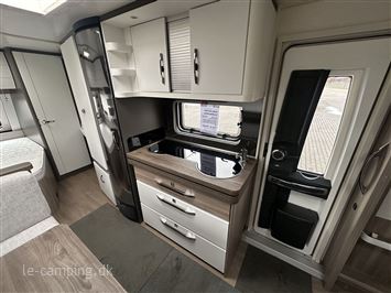 Hobby Excellent Edition 560 KMFe