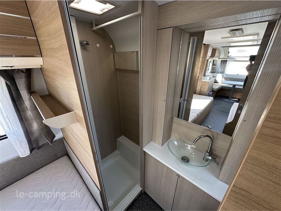 Adria Adora 572 UT