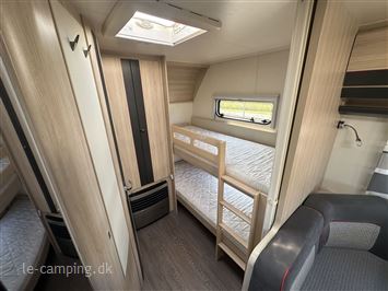 Hobby De Luxe Edition 545 KMF