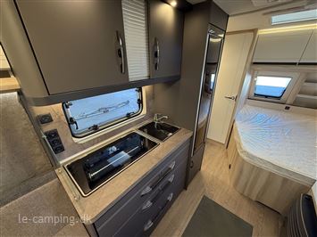 Hobby De Luxe 460 UFe DK Line