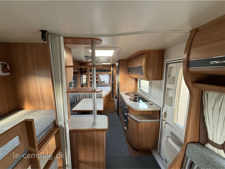 Hobby De Luxe 650 KMFe