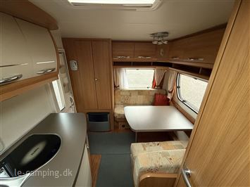 Hobby De Luxe 440 SF