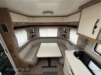 Hobby De Luxe 460 UFe