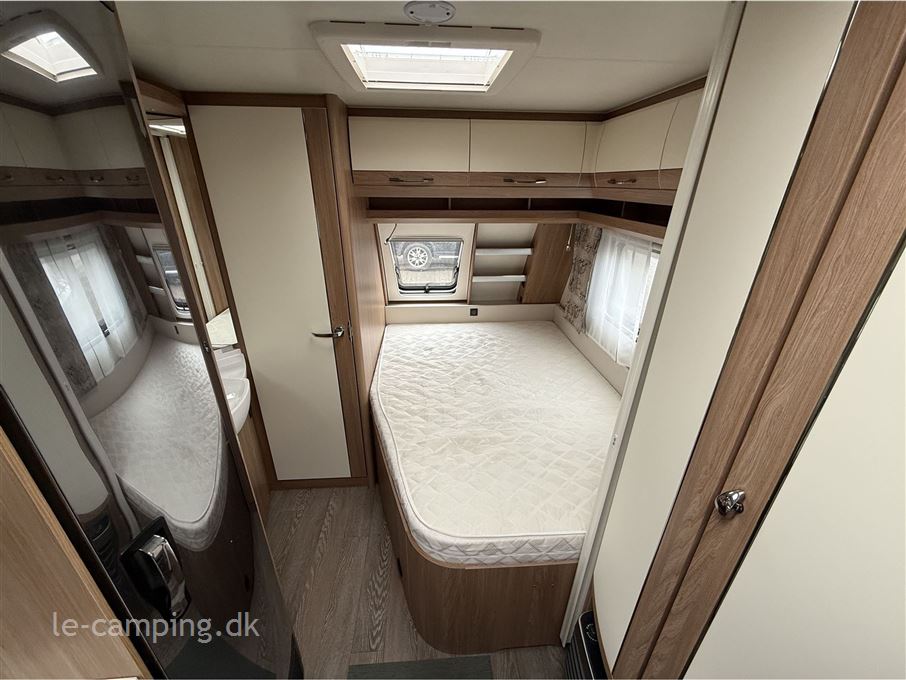 Hobby De Luxe 460 UFe