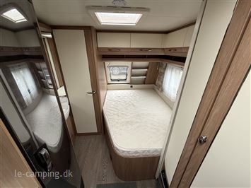 Hobby De Luxe 460 UFe