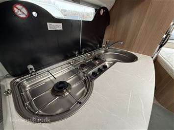 Hobby De Luxe 460 UFe