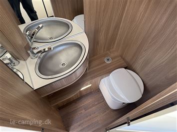Bürstner Premio Life 430 TS