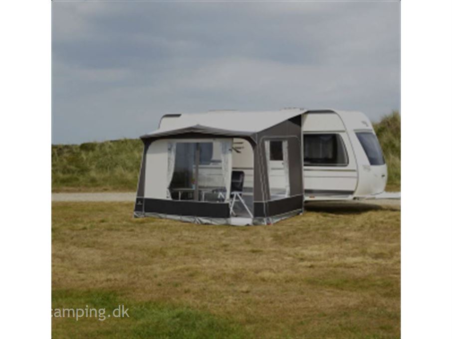 Knaus Sport 450 FU