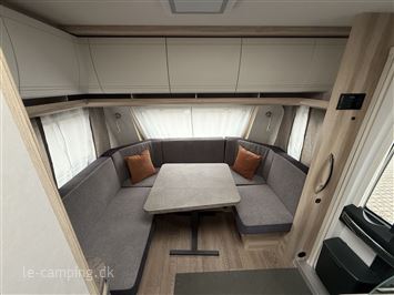 Hobby De Luxe 460 LU