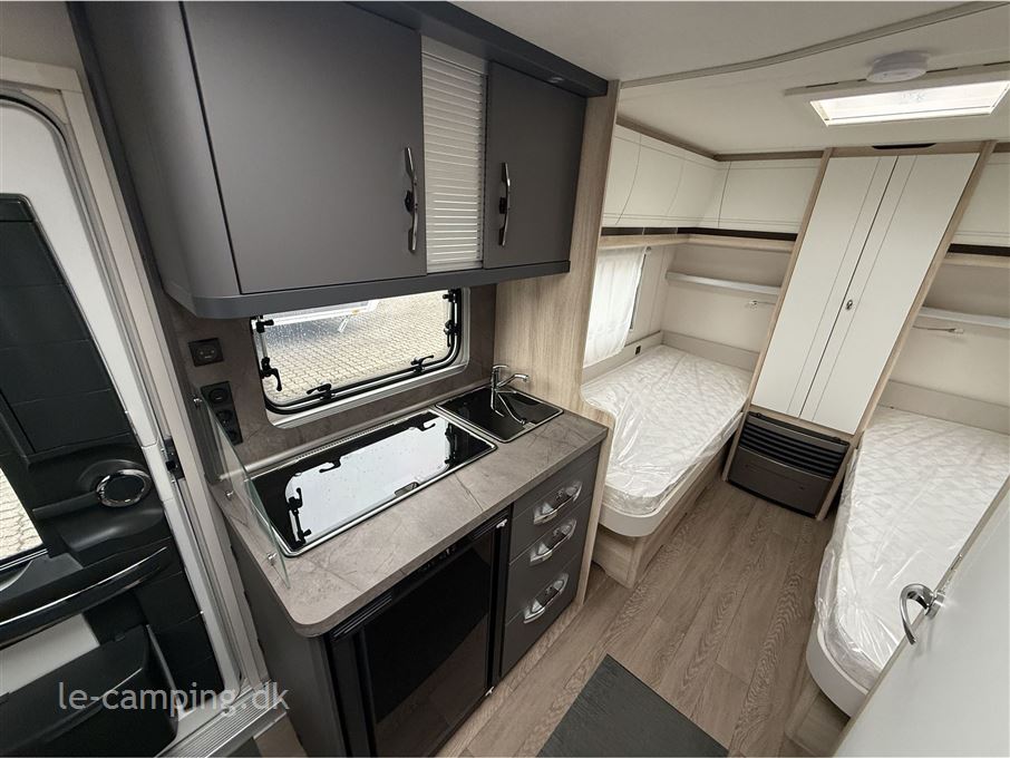 Hobby De Luxe 460 LU