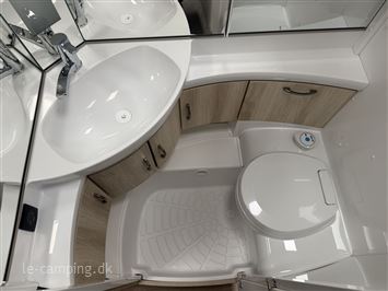 Hobby De Luxe 460 LU