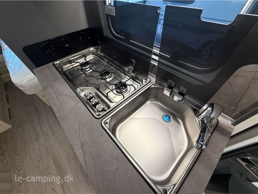 Hobby De Luxe 495 UL