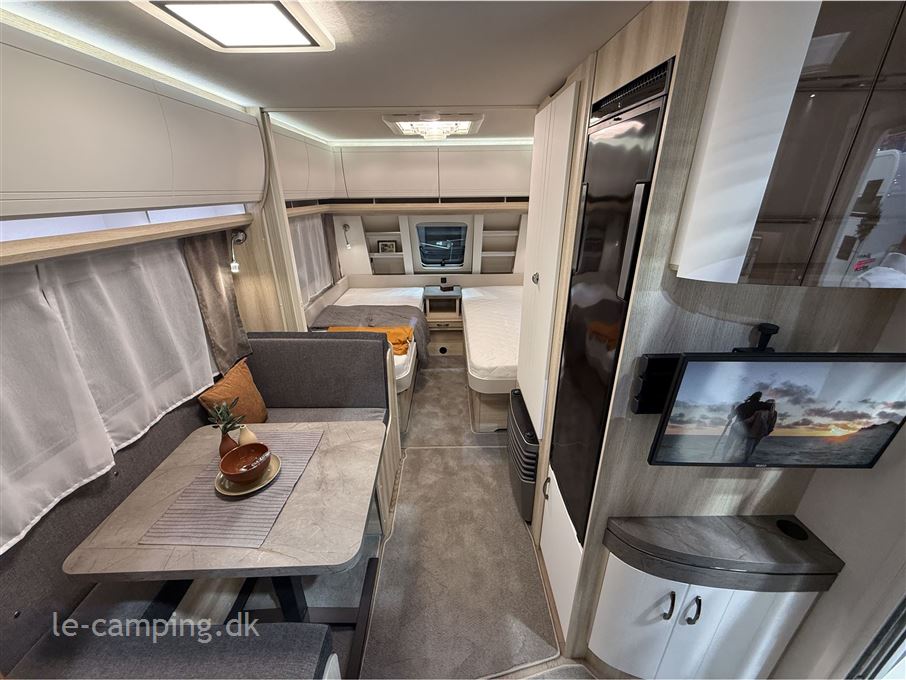 Hobby De Luxe DK-Line 460 SL