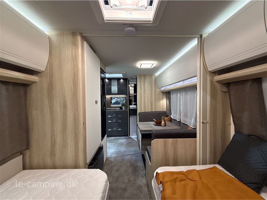 Hobby De Luxe DK-Line 460 SL