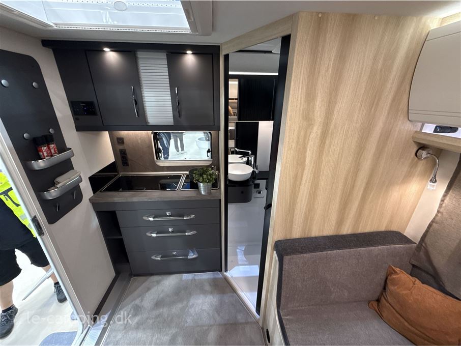 Hobby De Luxe DK-Line 460 SL