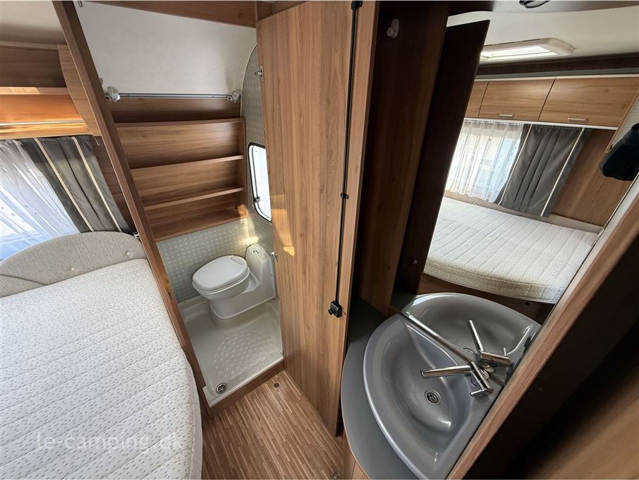 Bürstner Averso 390 TS