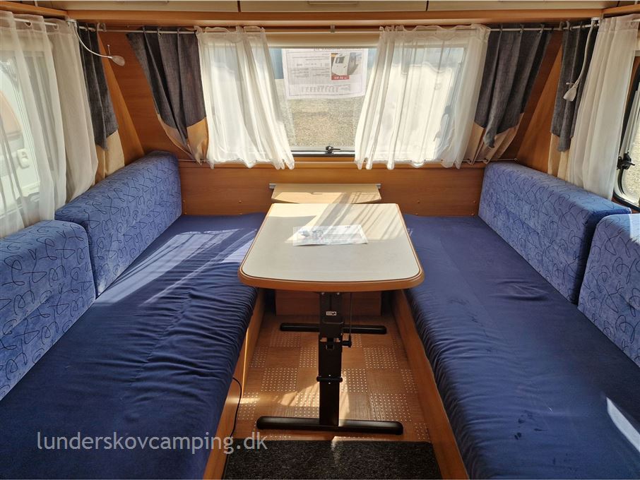 Caravelair Ambiance 372