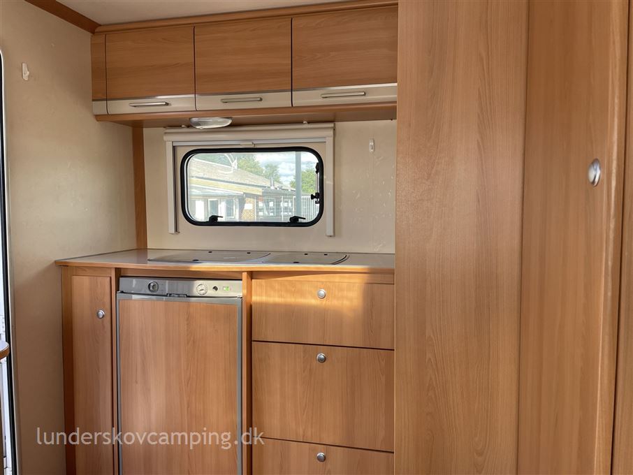 Caravelair Ambiance 372