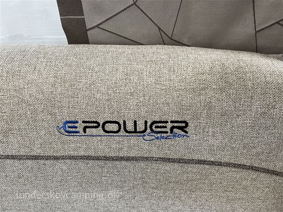 Knaus Sport 450 FU SPORT E POWER SELECTION