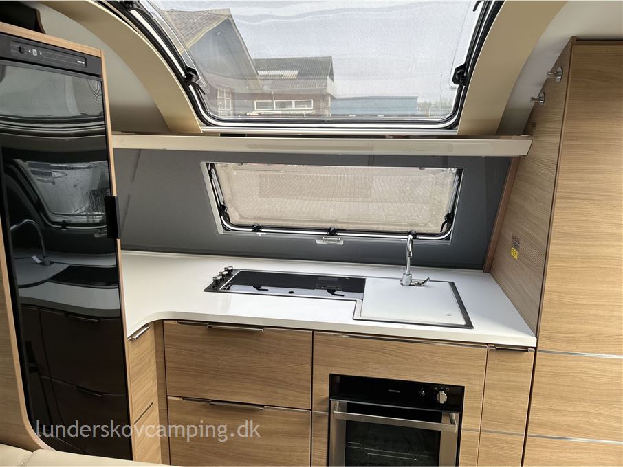 Adria Adora 613 HT