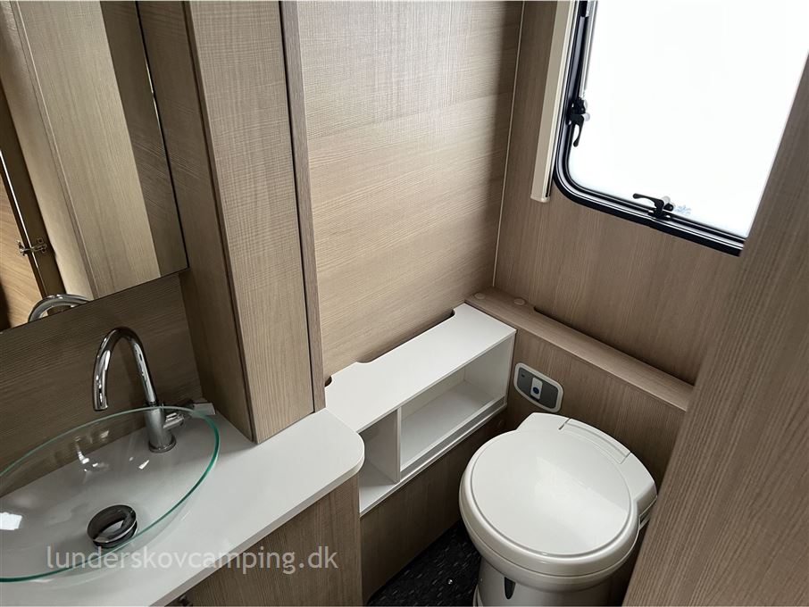 Adria Adora 613 HT